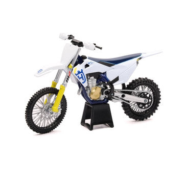 SCALE MODEL 1:12 HUSQV FS450 SUPERMOTO
