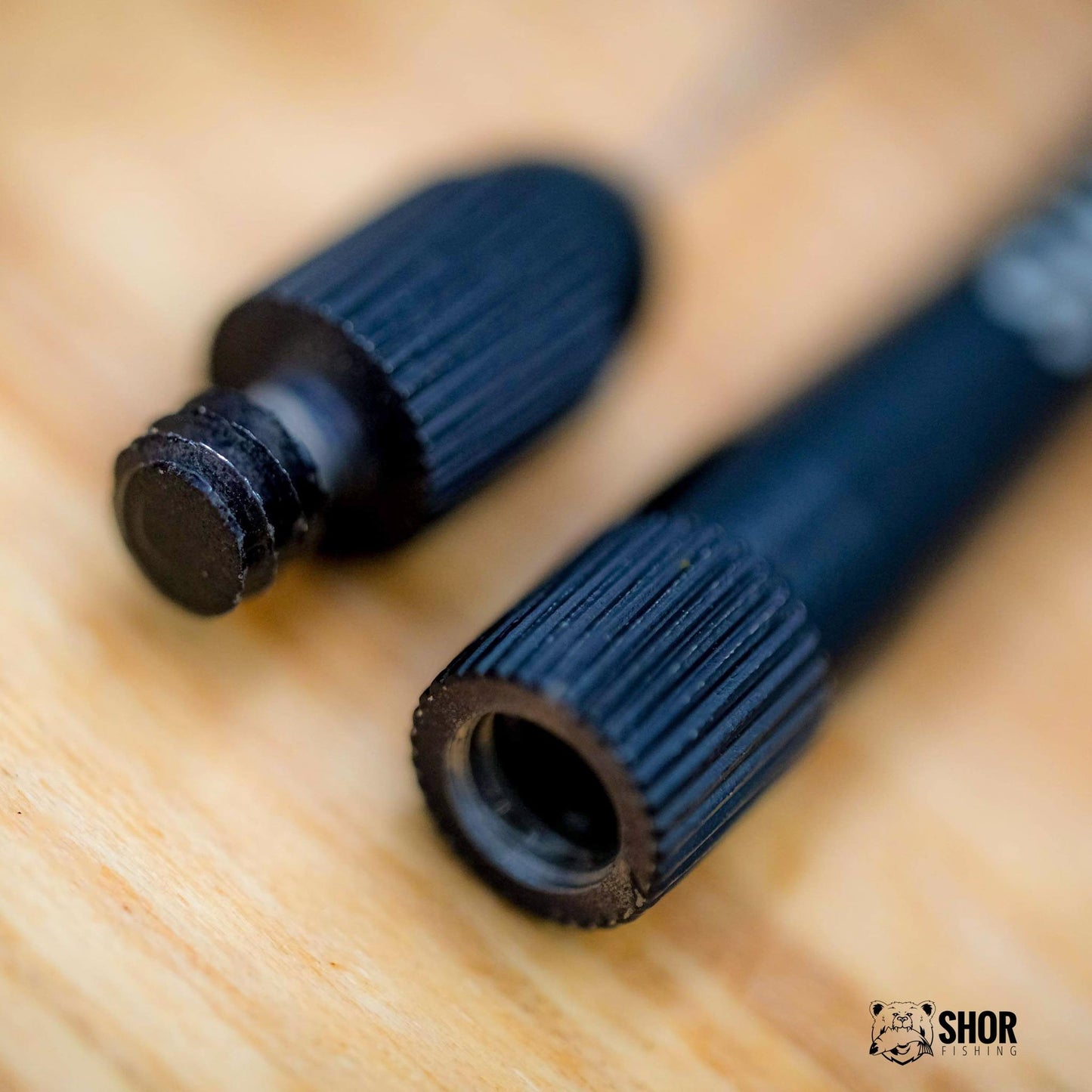 Shor Premium 2 in 1 Bodkin and Bobbin Threader