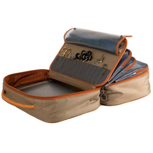 Fishpond Tailwater Fly Tying Kit