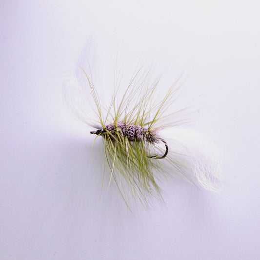 Dry Fly Olive Hackle Dirty Bomber #4
